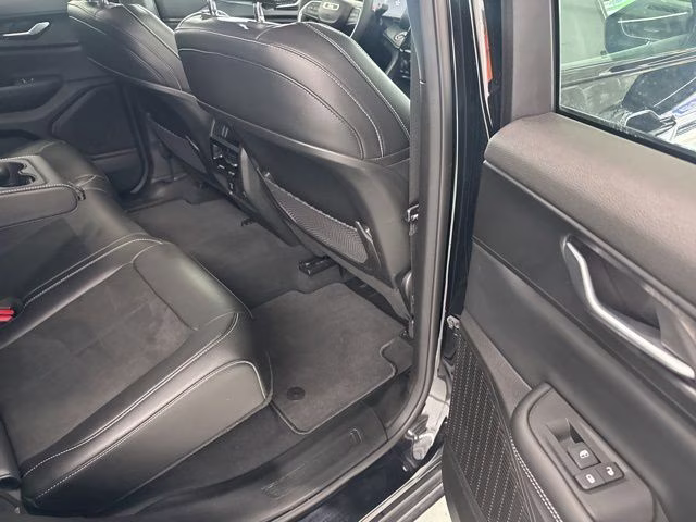 2024 Diamond Black Crystal Pearlcoat Jeep Grand Cherokee Altitude X 4X4 SUV