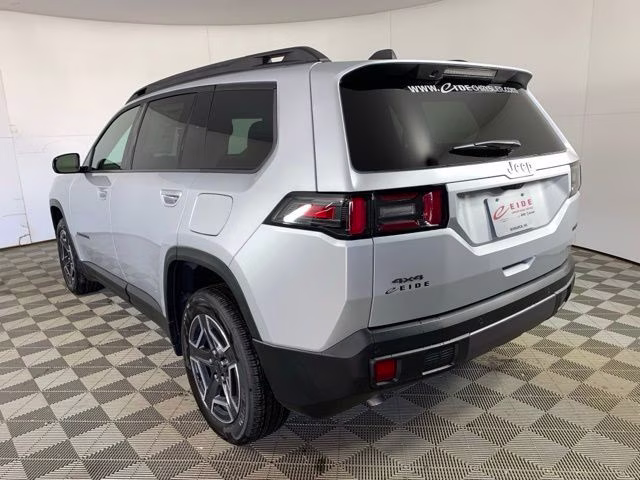 2026 Silver Zynith Clearcoat Jeep Cherokee Limited 4X4 SUV