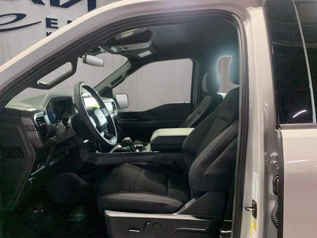 2026 Avalanche Ford F-150 XLT 4X4 Truck
