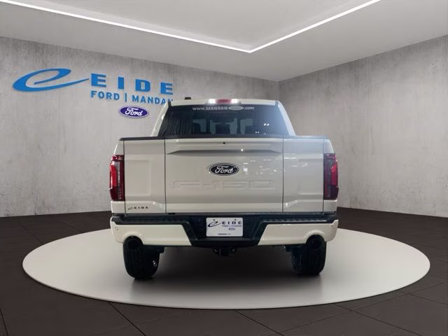 2026 Star White Metallic Tri-Coat Ford F-150 Lariat Black Appearance 4X4 Truck