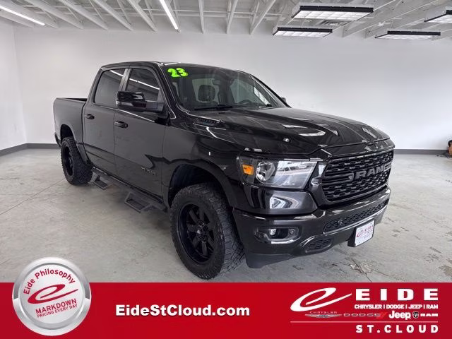 2023 RAM 1500 Big Horn/Lone Star 4x4 Crew Cab 5'7's photo
