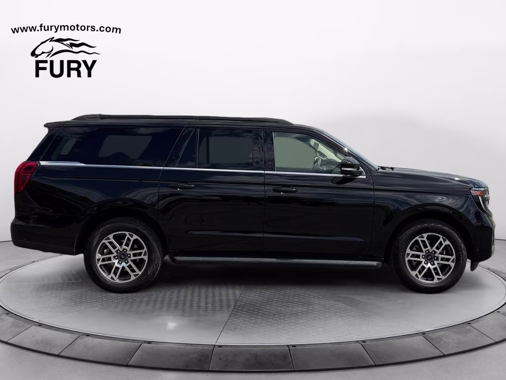 Used 2025 Ford Expedition Active with VIN 1FMJK1J87SEA44409 for sale in Forest Lake, Minnesota