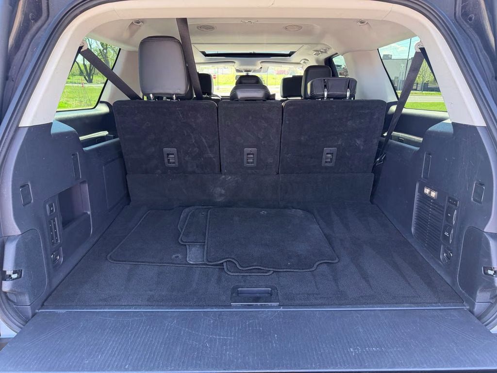 2025 Space Silver Metallic Ford Expedition Max Platinum 4X4 SUV