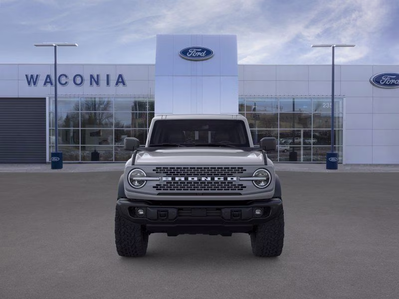 2026 Avalanche Gray Ford Bronco Badlands 4X4 SUV