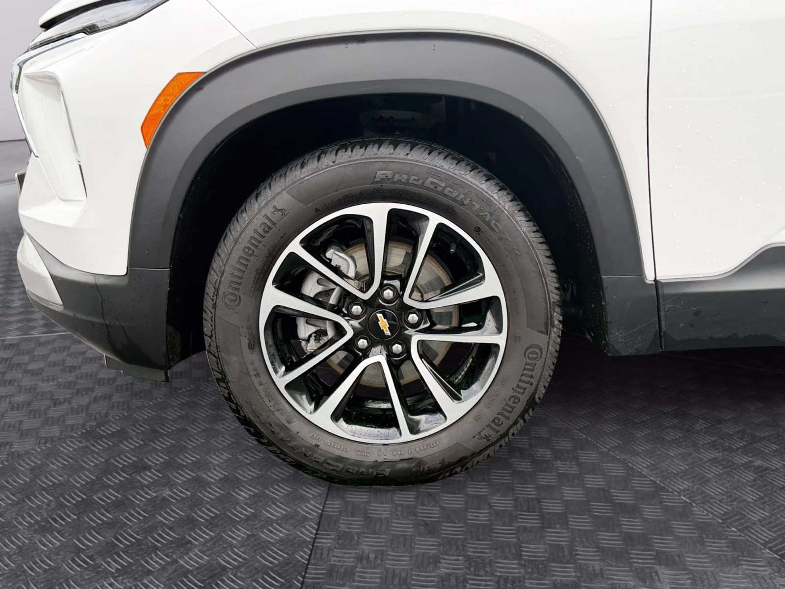 2025 Summit White Chevrolet Trailblazer LT AWD SUV
