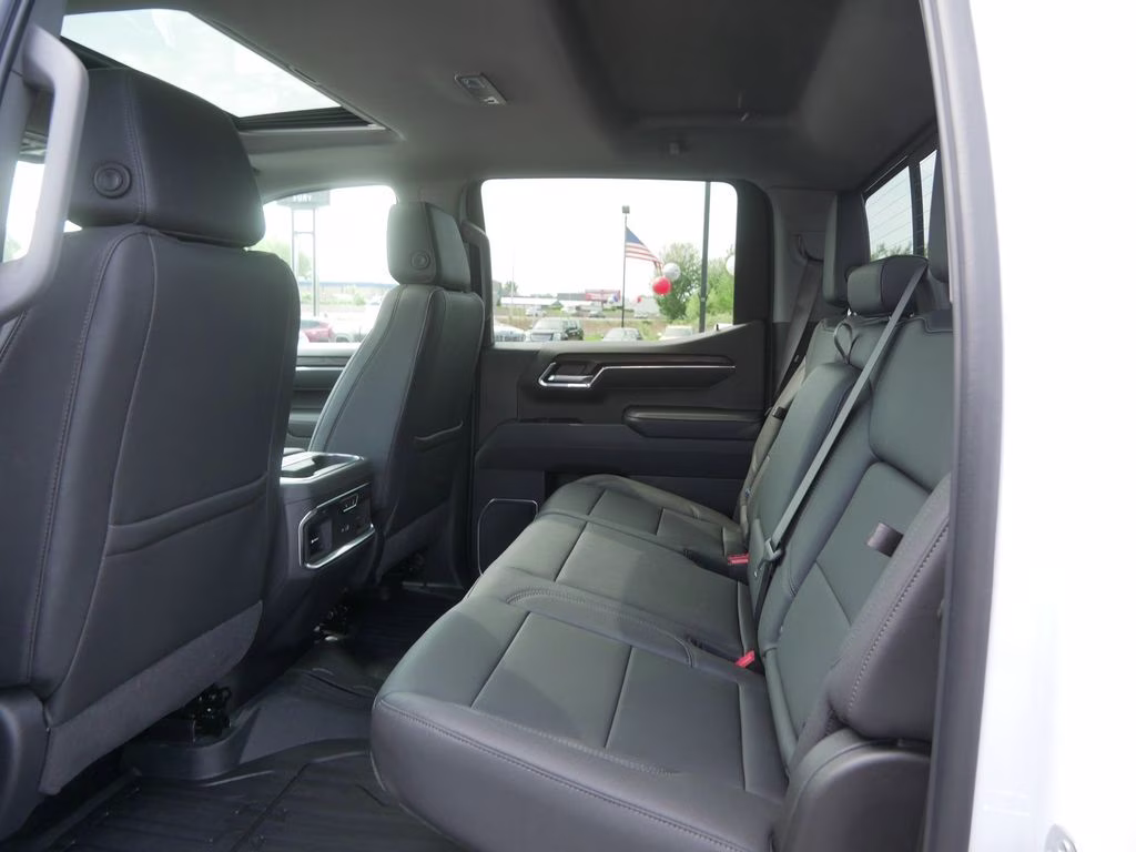 2026 Glacier White Tricoat GMC Sierra 1500 SLT 4X4 Truck