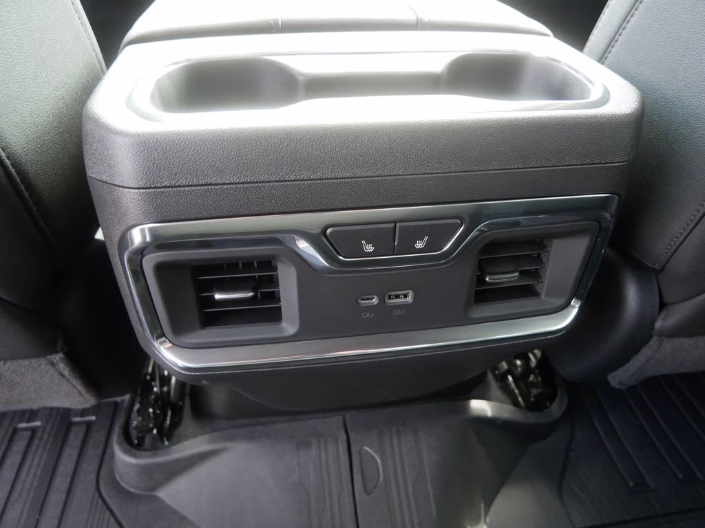 2026 Glacier White Tricoat GMC Sierra 1500 SLT 4X4 Truck