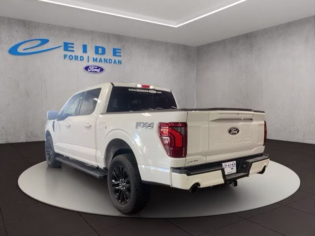 2026 Star White Metallic Tri-Coat Ford F-150 Lariat Black Appearance 4X4 Truck
