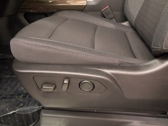 2025 Summit White Chevrolet Silverado 2500HD LT 4X4 Truck