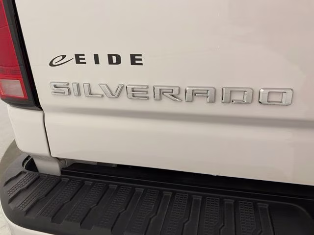 2025 Summit White Chevrolet Silverado 2500HD LT 4X4 Truck