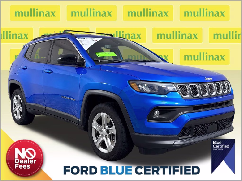 2023 Laser Blue Pearlcoat Jeep Compass Latitude 4X4 SUV