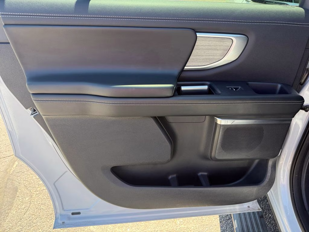 2025 Space Silver Metallic Ford Expedition Max Platinum 4X4 SUV