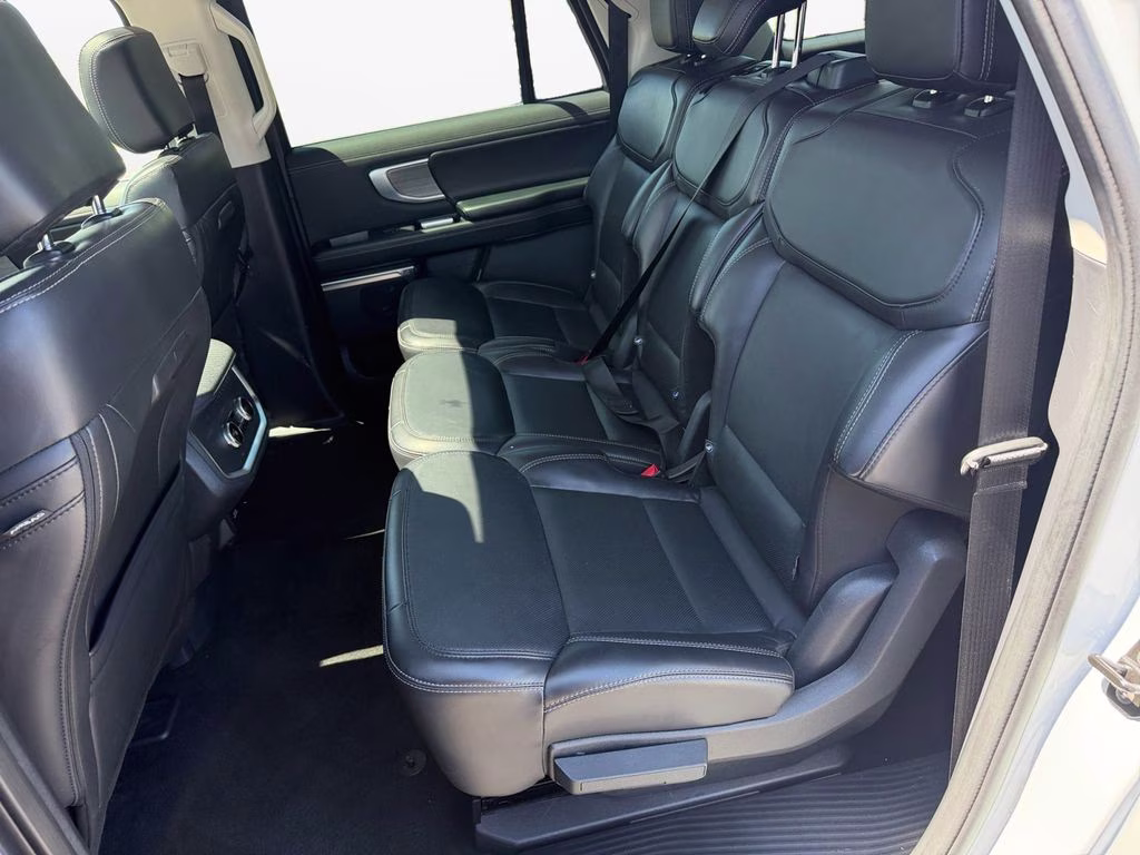 2025 Space Silver Metallic Ford Expedition Max Platinum 4X4 SUV