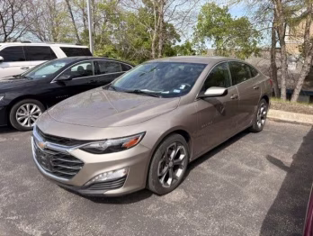 2024 Mineral Gray Metallic Chevrolet Malibu LT FWD Sedan