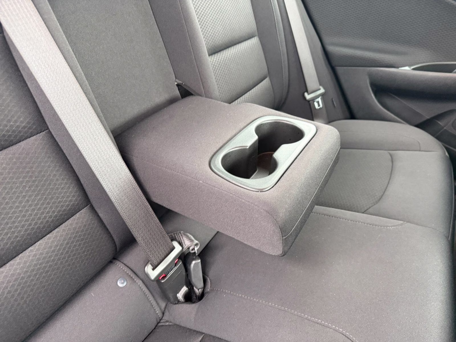2024 Mineral Gray Metallic Chevrolet Malibu LT FWD Sedan