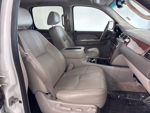 2008 Summit White Chevrolet Suburban 1500 LT 4X4 SUV
