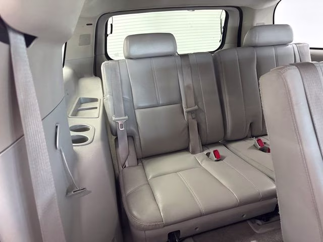 2008 Summit White Chevrolet Suburban 1500 LT 4X4 SUV