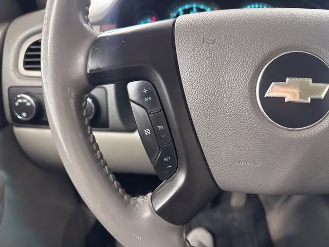 2008 Summit White Chevrolet Suburban 1500 LT 4X4 SUV