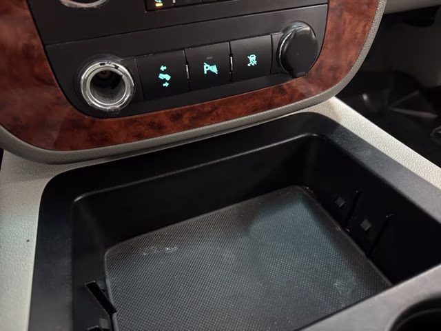 2008 Summit White Chevrolet Suburban 1500 LT 4X4 SUV