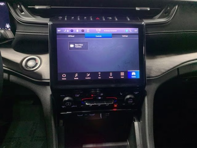 2023 Diamond Black Crystal Pearlcoat Jeep Grand Cherokee Limited 4X4 SUV