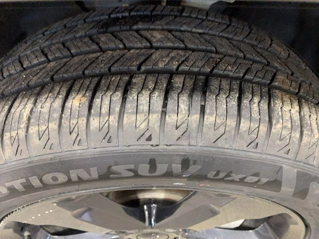 2023 Diamond Black Crystal Pearlcoat Jeep Grand Cherokee Limited 4X4 SUV