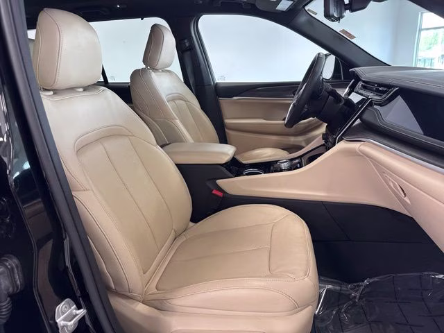 2022 Diamond Black Crystal Pearlcoat Jeep Grand Cherokee 4xe 4X4 SUV