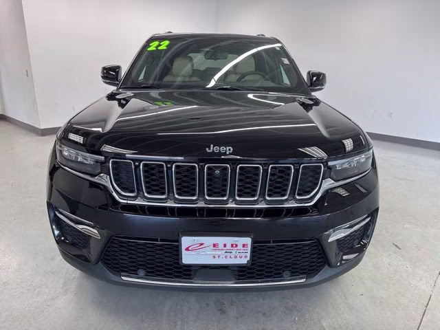 2022 Diamond Black Crystal Pearlcoat Jeep Grand Cherokee 4xe 4X4 SUV