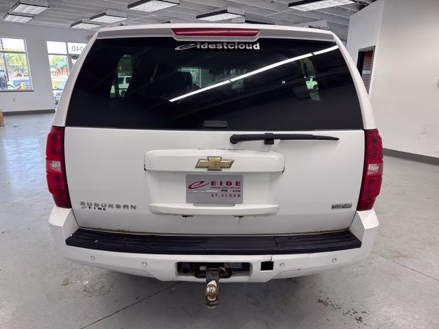 2008 Summit White Chevrolet Suburban 1500 LT 4X4 SUV