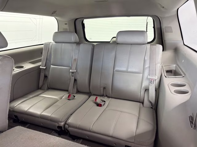2008 Summit White Chevrolet Suburban 1500 LT 4X4 SUV
