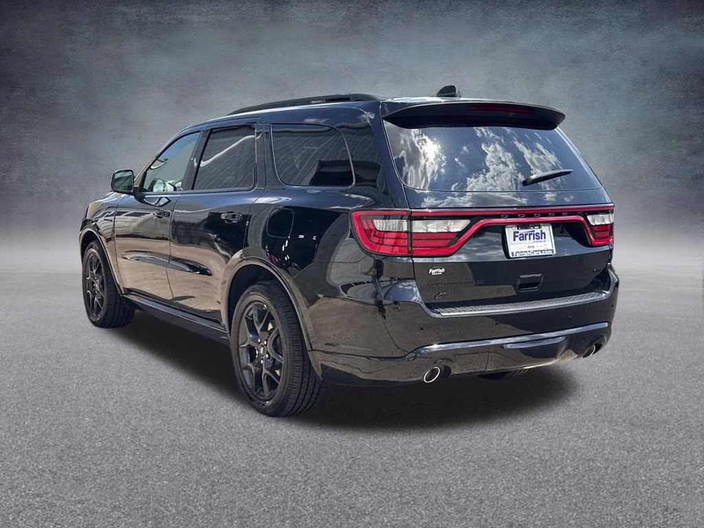 2026 DB Black Crystal Clearcoat Dodge Durango GT Plus HEMI V8 AWD SUV