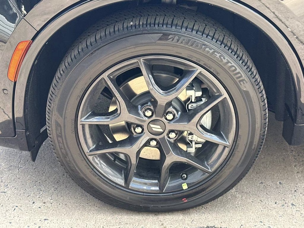 2026 DB Black Crystal Clearcoat Dodge Durango GT Plus HEMI V8 AWD SUV