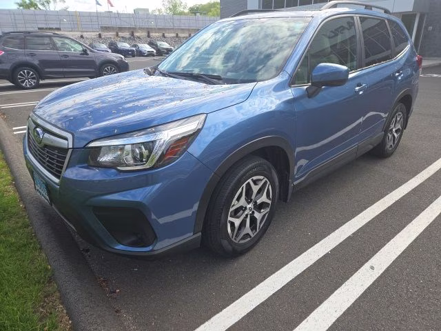 2019 Horizon Blue Pearl Subaru Forester Premium AWD SUV