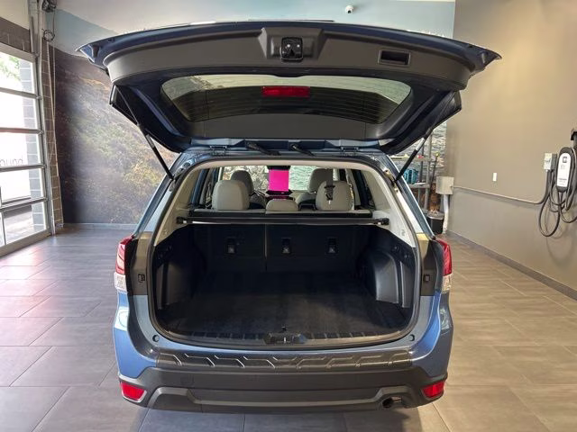 2019 Horizon Blue Pearl Subaru Forester Premium AWD SUV