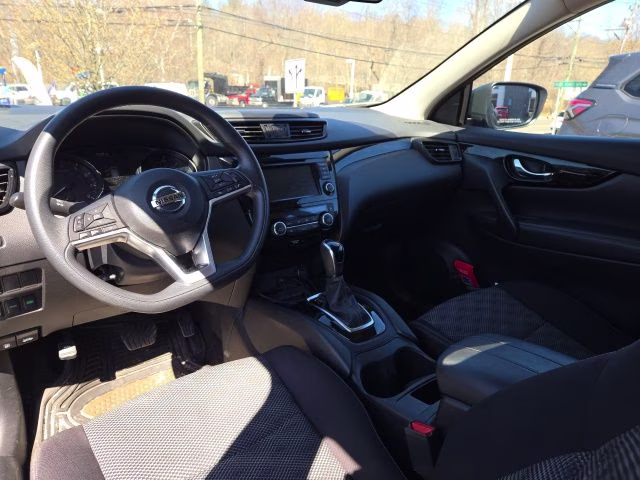 2020 Magnetic Black Pearl Nissan Rogue Sport SV AWD SUV