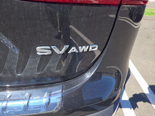 2020 Magnetic Black Pearl Nissan Rogue Sport SV AWD SUV
