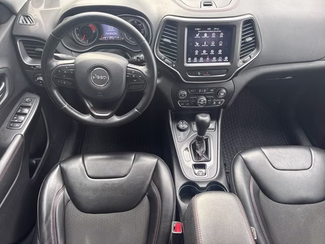 2019 Granite Crystal Metallic Clearcoat Jeep Cherokee 4X4 SUV