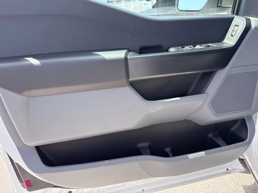 2026 Oxford White Ford F-150 XL RWD Truck