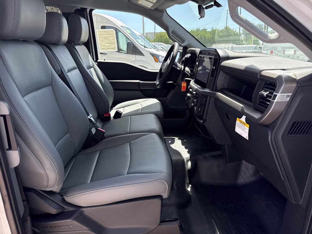 2026 Oxford White Ford F-150 XL RWD Truck