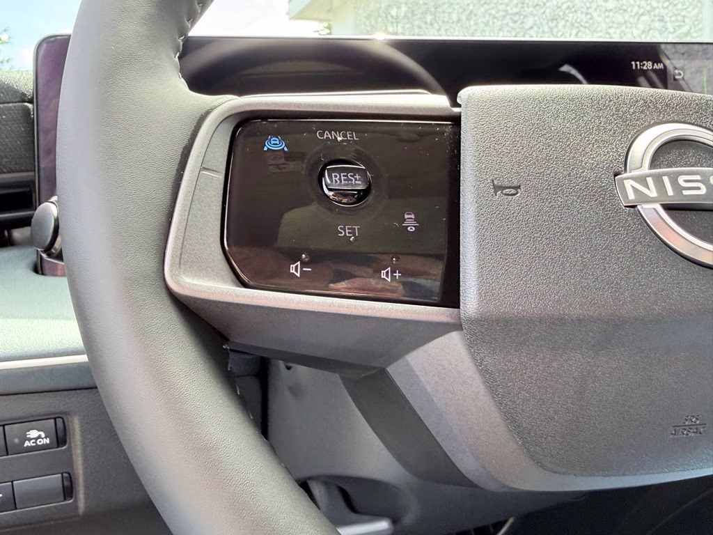 2026 Boulder Gray Pearl/Black Nissan LEAF PLATINUM+ FWD SUV
