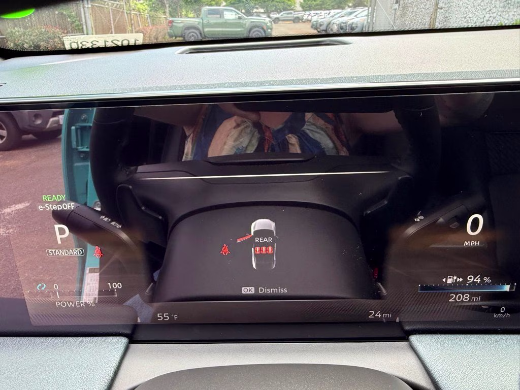 2026 Seabreeze Blue Pearl/Black Nissan LEAF PLATINUM+ FWD SUV