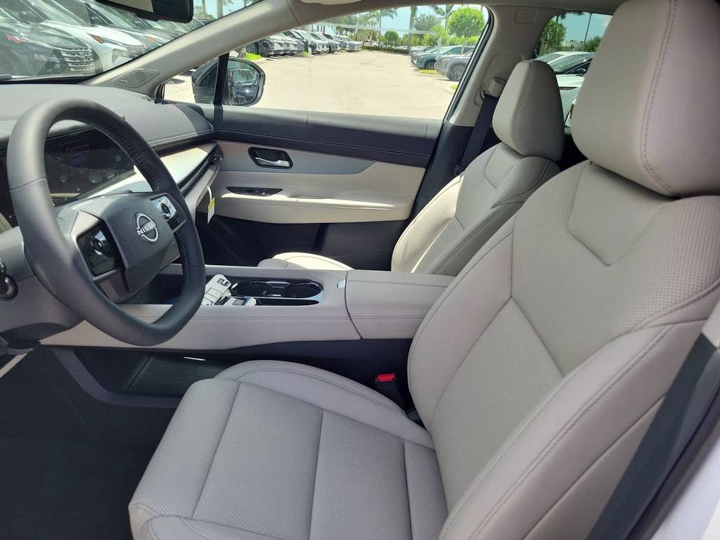 2026 Everest White Pearl Tricoat Nissan Murano SL AWD SUV
