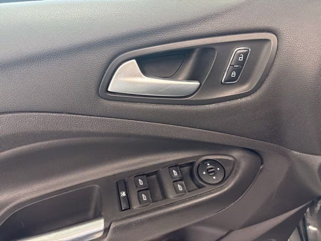 2015 Tuxedo Black Ford Escape SE 4X4 SUV