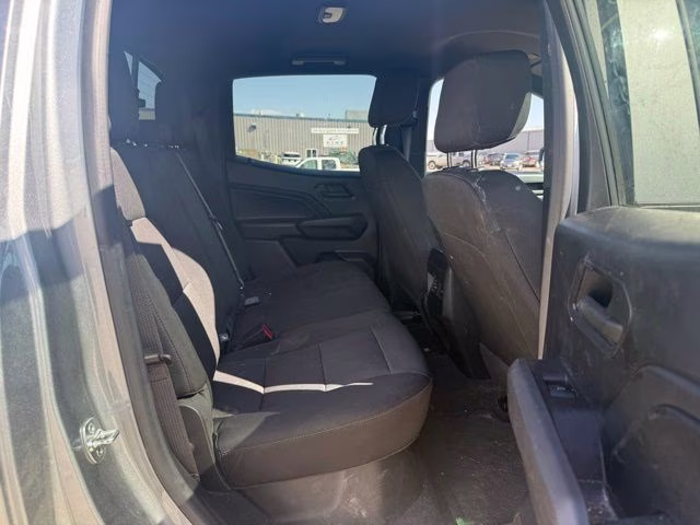 2024 Sterling Gray Metallic Chevrolet Colorado Trail Boss 4X4 Truck