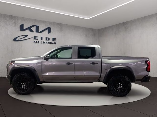 2024 Sterling Gray Metallic Chevrolet Colorado Trail Boss 4X4 Truck