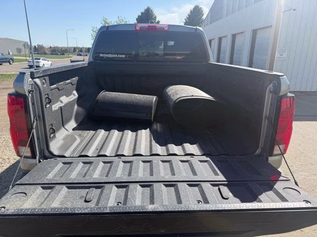 2024 Sterling Gray Metallic Chevrolet Colorado Trail Boss 4X4 Truck