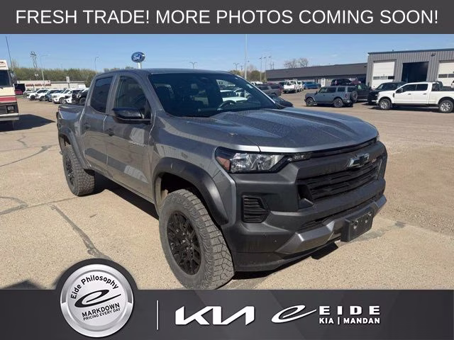 2024 Sterling Gray Metallic Chevrolet Colorado Trail Boss 4X4 Truck