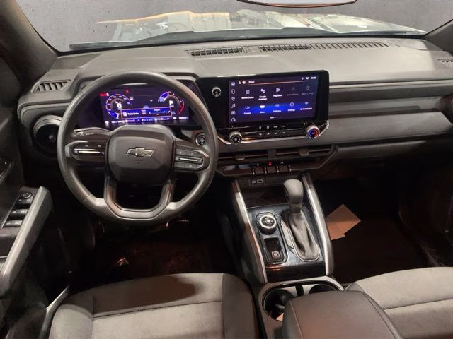 2024 Sterling Gray Metallic Chevrolet Colorado Trail Boss 4X4 Truck