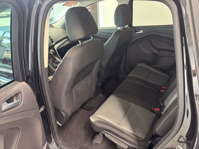 2015 Tuxedo Black Ford Escape SE 4X4 SUV