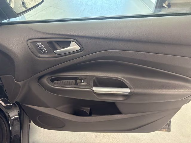 2015 Tuxedo Black Ford Escape SE 4X4 SUV