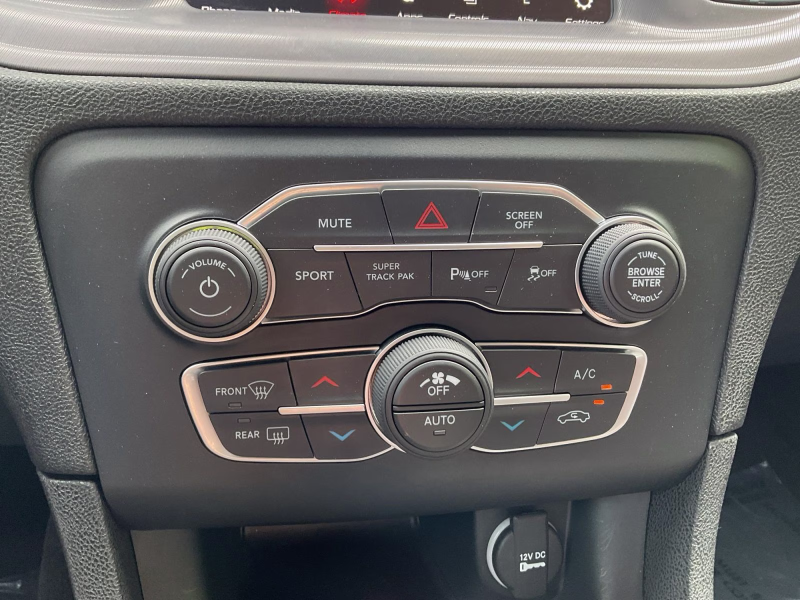 2023 F8 Green Dodge Charger SXT AWD Sedan